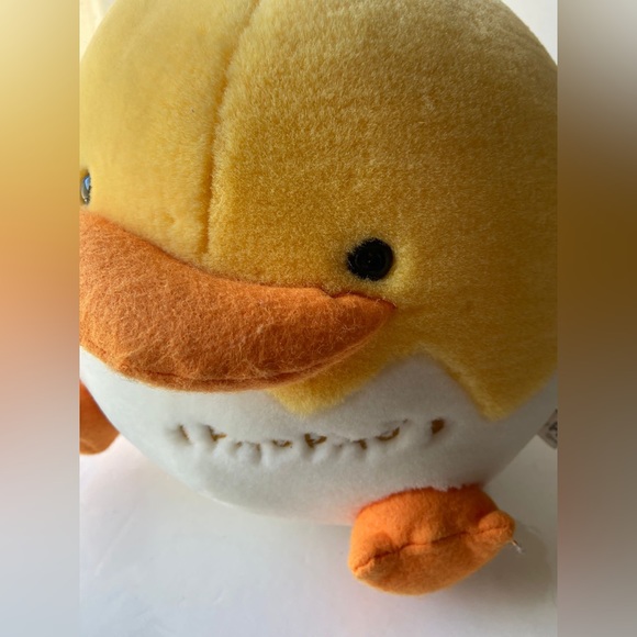 Piyo piyo 9” plush official duck just hatched from egg japanese doll - Picture 3 of 8